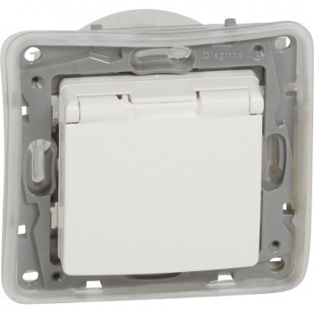 Розетка LEGRAND 2К+З IP 44 с откидной крышкой и шторками немецкий стандарт автоматические зажимы 16 А 250 В Etika белый Розетка LEGRAND 2К+З IP 44 с откидной крышкой и шторками немецкий стандарт автоматические зажимы 16 А 250 В Etika белый