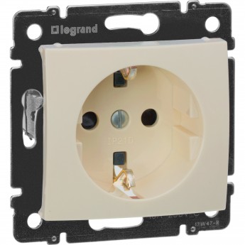Силовая розетка LEGRAND Valena 2К+3 с защитными шторками на винтах 10/16 А 230/250 В слоновая кость Силовая розетка LEGRAND Valena 2К+3 с защитными шторками на винтах 10/16 А 230/250 В слоновая кость
